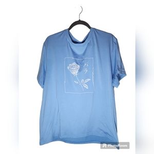 RoMwe White Rose Blue T-Shirt Size XL